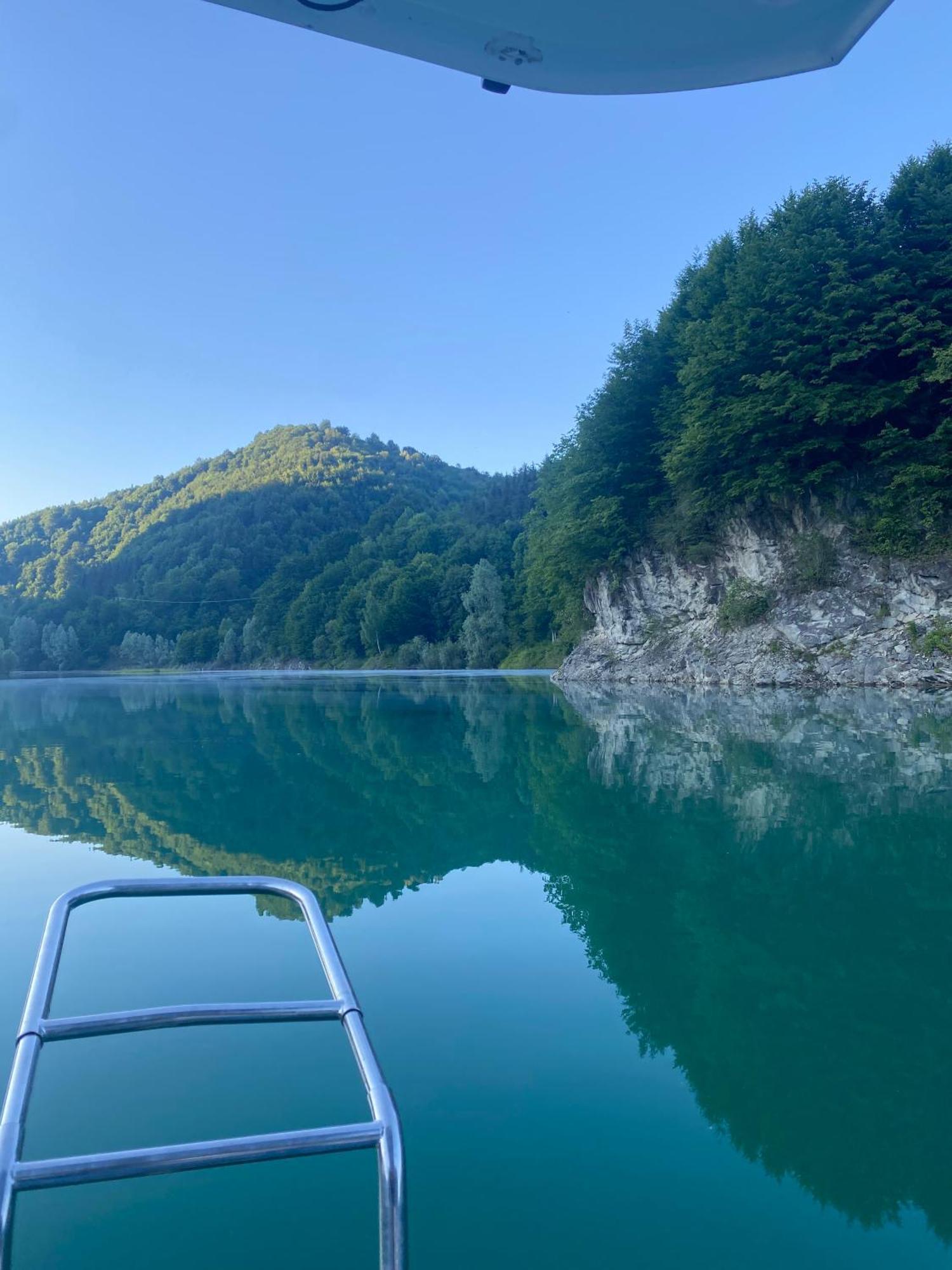 Utopia Lake View Tesila Екстер'єр фото